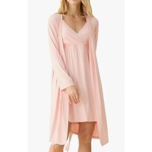 LATUZA Short Ultra Soft and Silky Light Pink Robe Small
